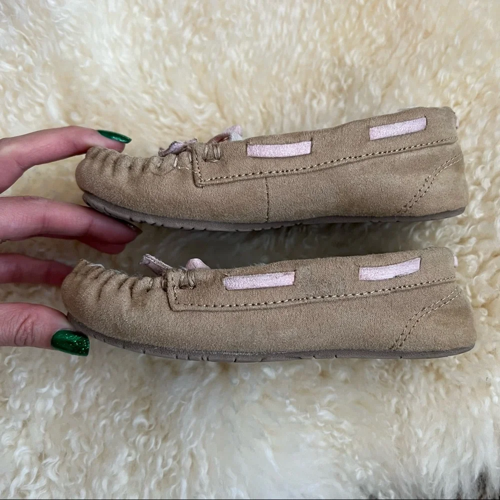 Cat and Jack moccasin slippers size 9/10 large